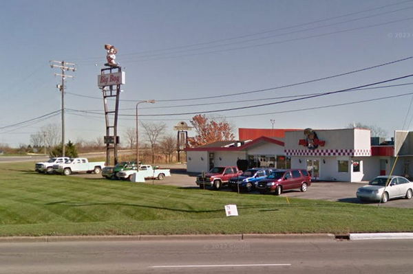 Big Boy Restaurants (Elias Brothers, Elias Bros) - Alma - 7990 Alger Rd (newer photo)